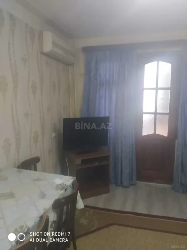 Kirayə verilir 2 otaqlı mənzil 45 m²