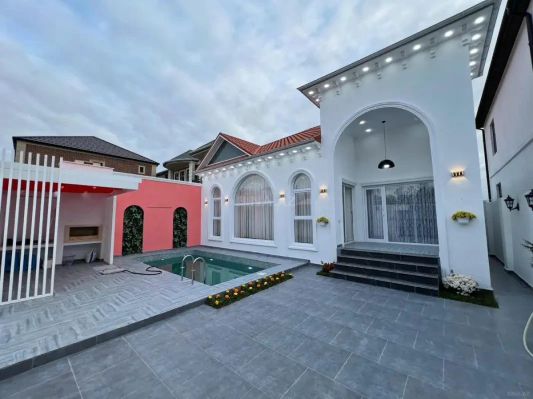Satılır 4 otaqlı həyət evi 140 m²