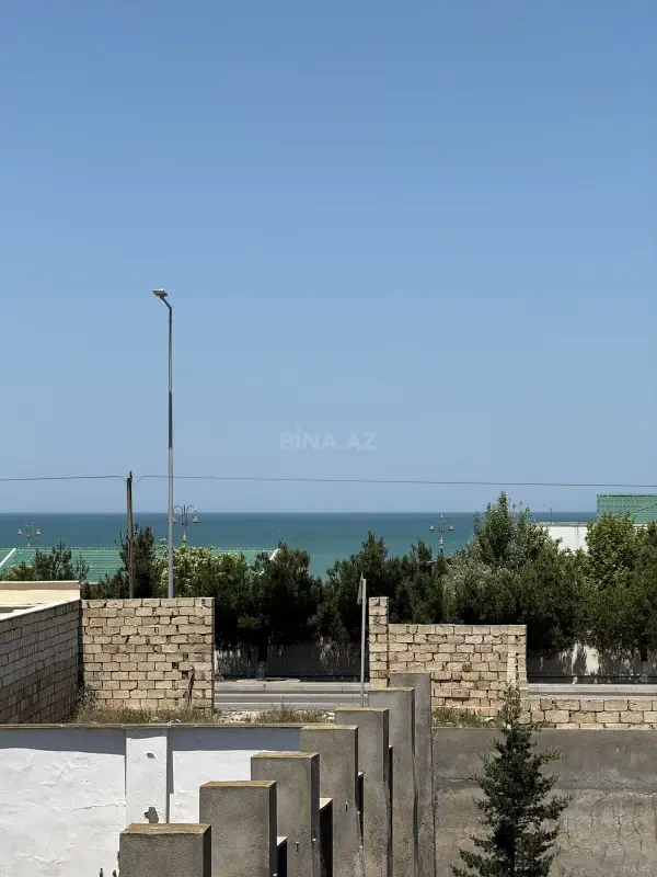 Satılır 4 otaqlı həyət evi 270 m²