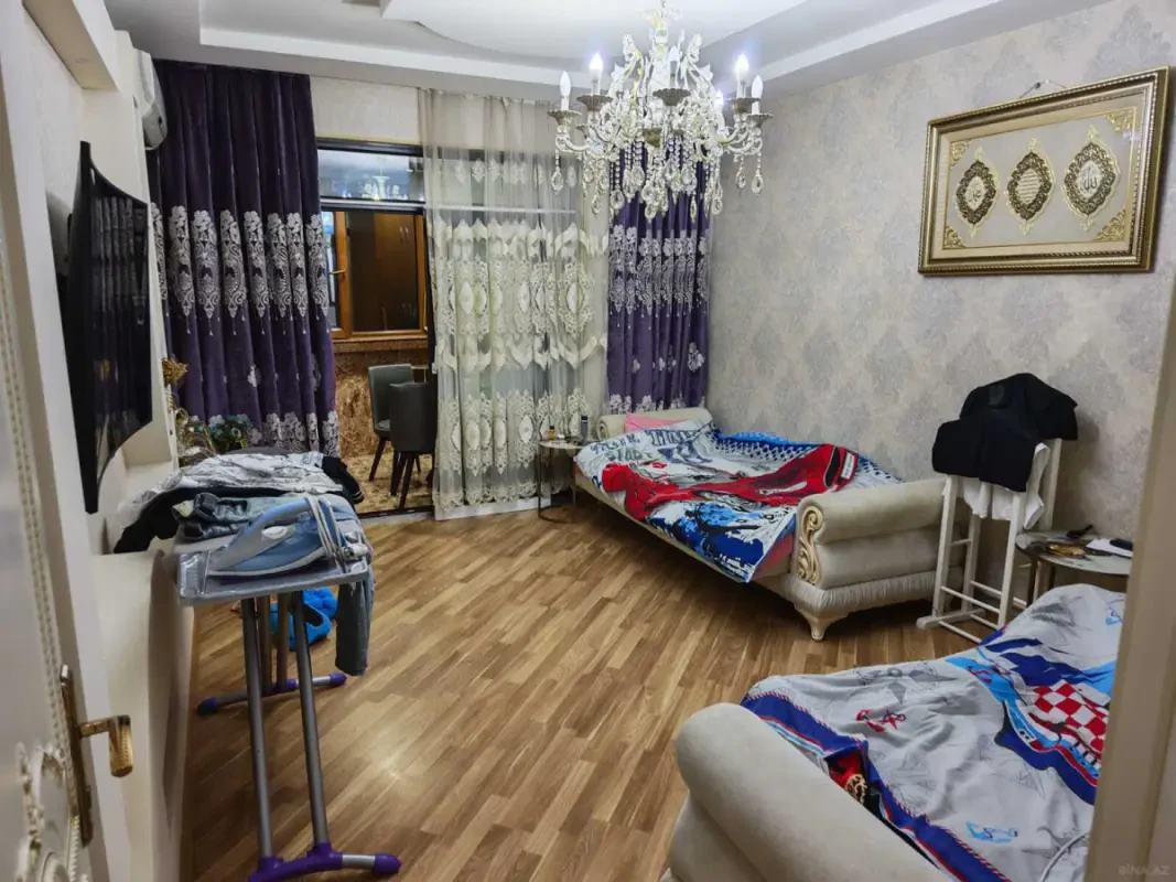 Satılır 2 otaqlı mənzil 92 m²
