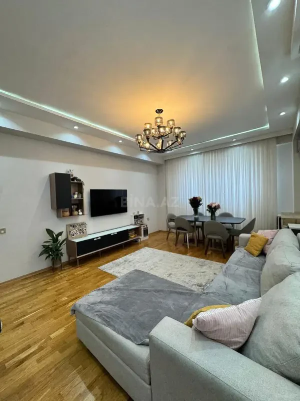 Satılır 2 otaqlı mənzil 80 m²