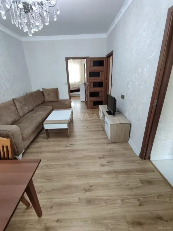 Kirayə verilir 2 otaqlı mənzil 55 m²