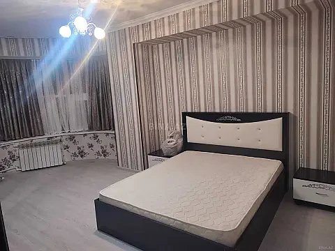 Kirayə verilir 4 otaqlı mənzil 120 m² — Bakı, Yeni Yasamal 4 otaq 120.00 m²