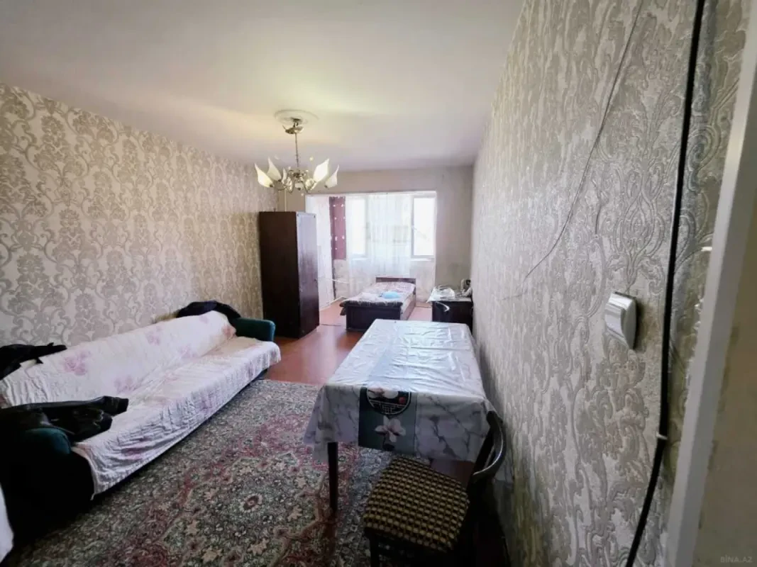 Satılır 1 otaqlı mənzil 40 m²