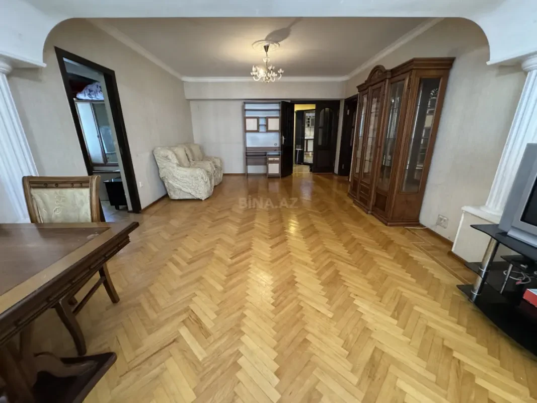 Kirayə verilir 3 otaqlı mənzil 100 m²