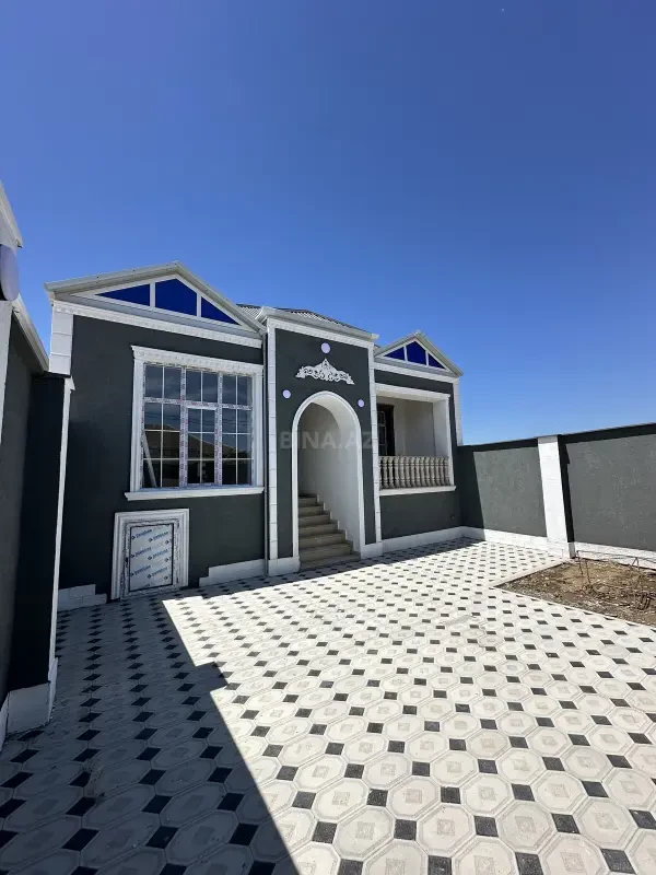Satılır 4 otaqlı həyət evi 120 m²