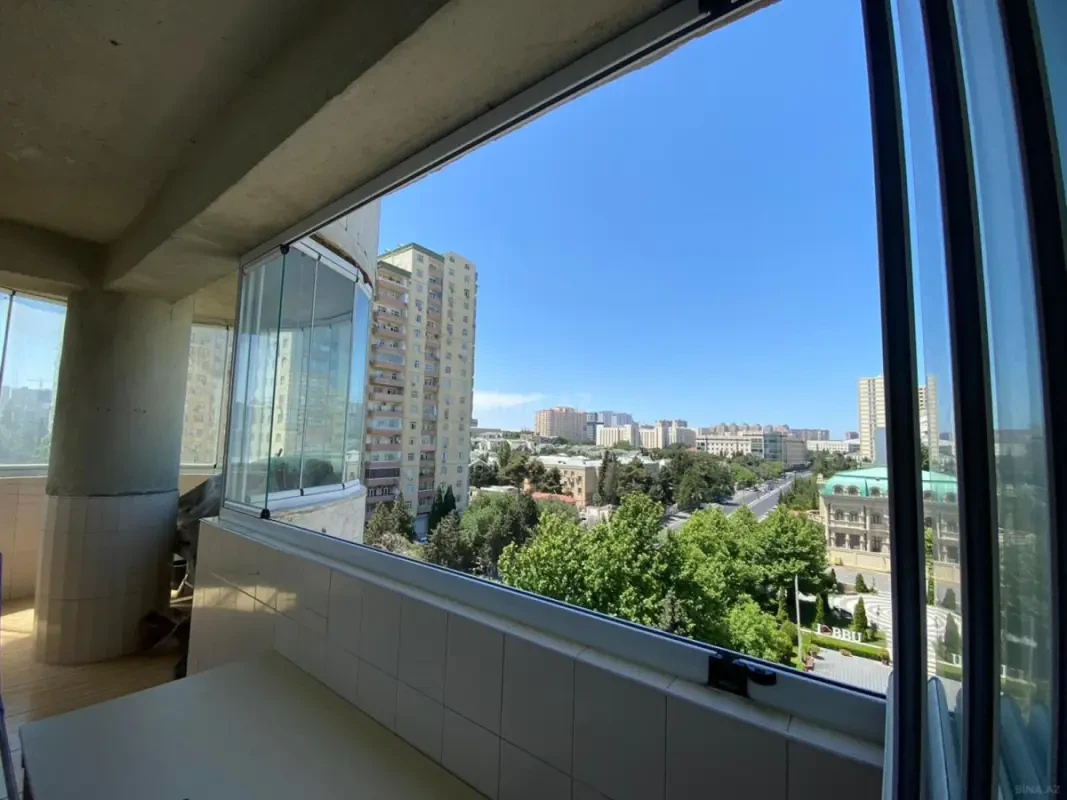 Kirayə verilir 3 otaqlı mənzil 136 m²