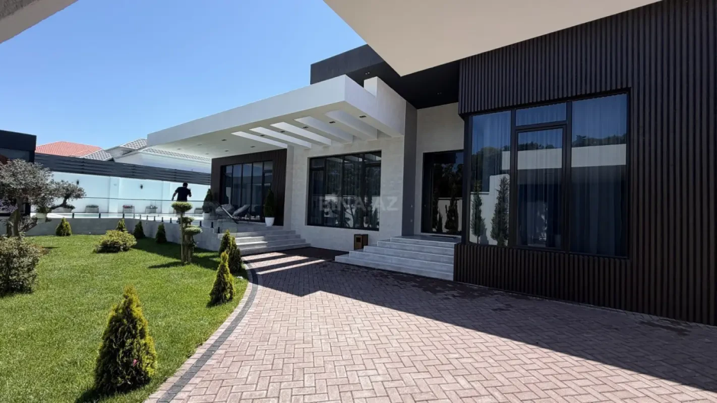 Satılır 5 otaqlı həyət evi 280 m²