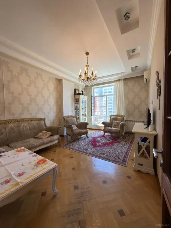 Satılır 2 otaqlı mənzil 52 m²