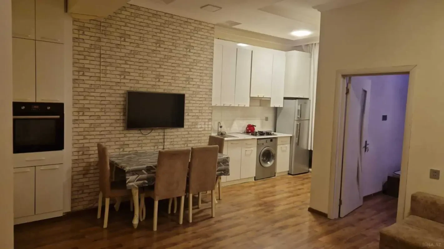 Satılır 2 otaqlı mənzil 49 m²