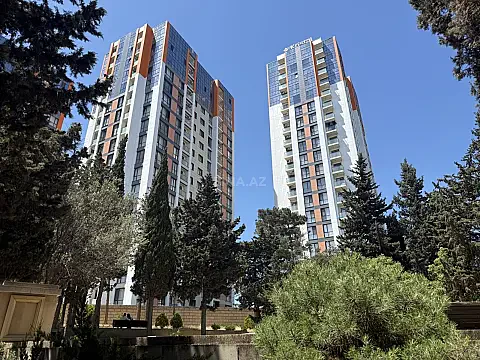 Satılır 4 otaqlı mənzil 121 m² — Bakı, Memar Əcəmi yanı 4 otaq 121.00 m²