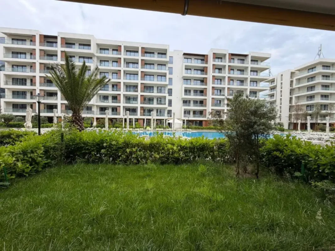 Kirayə verilir 2 otaqlı mənzil 100 m²
