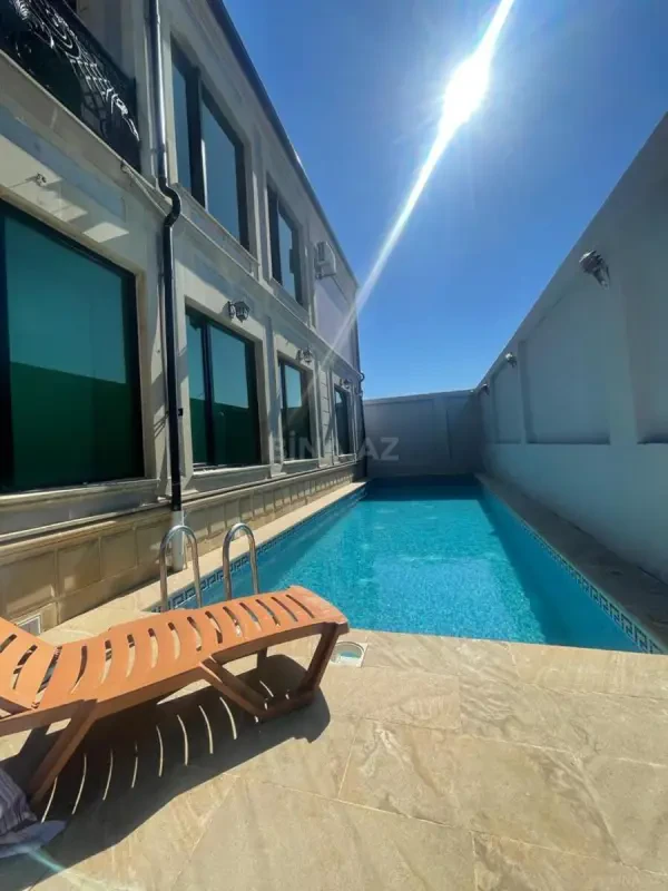 Kirayə verilir 6 otaqlı həyət evi 450 m²