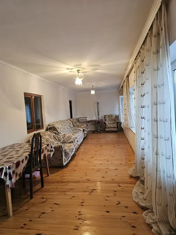 Kirayə verilir 3 otaqlı həyət evi 100 m²