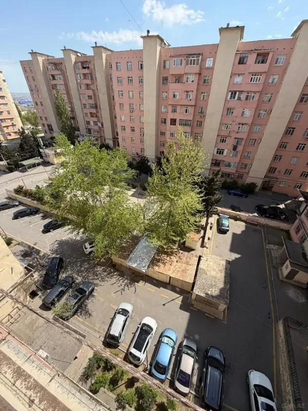 Satılır 5 otaqlı mənzil 110 m²
