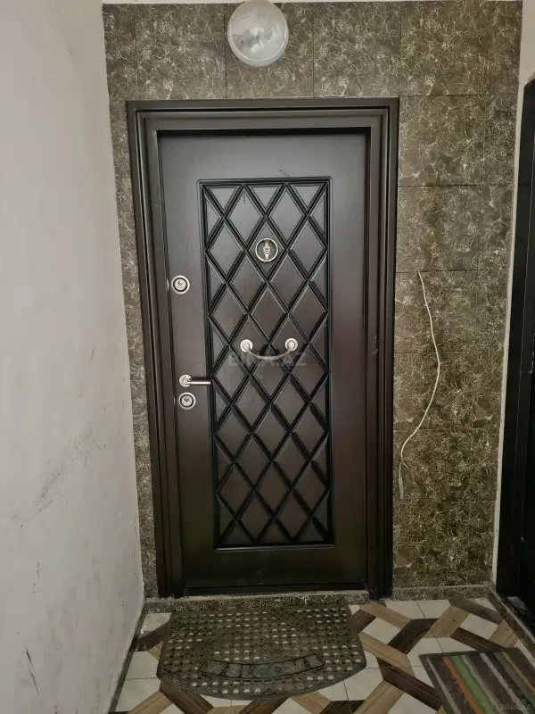 Satılır 3 otaqlı mənzil 92 m²