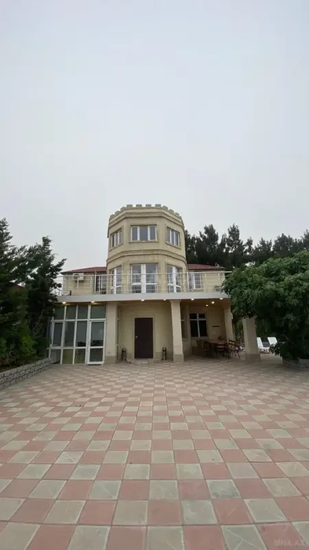 Kirayə verilir 3 otaqlı həyət evi 200 m²
