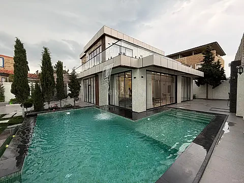 Satılır 5 otaqlı həyət evi 400 m² — Bakı, Şüvəlan 5 otaq 400.00 m²