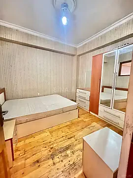 Satılır 2 otaqlı mənzil 70 m² — Bakı, Həzi Aslanov qəs. 2 otaq 70.00 m²