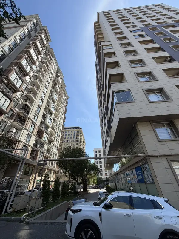 Kirayə verilir 3 otaqlı mənzil 120 m²