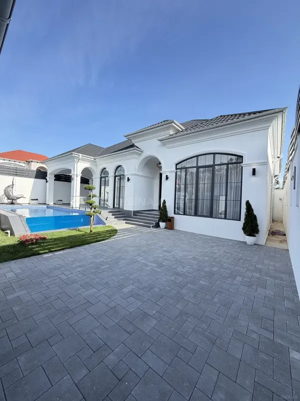 Satılır 4 otaqlı həyət evi 180 m²