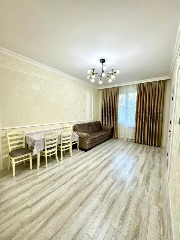 Kirayə verilir 2 otaqlı mənzil 45 m²