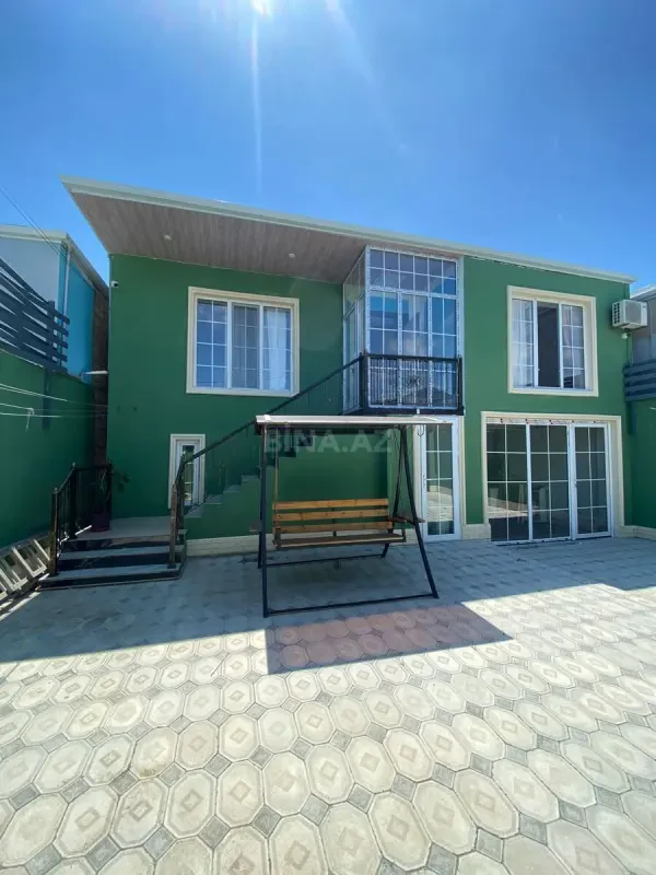 Satılır 4 otaqlı həyət evi 135 m²