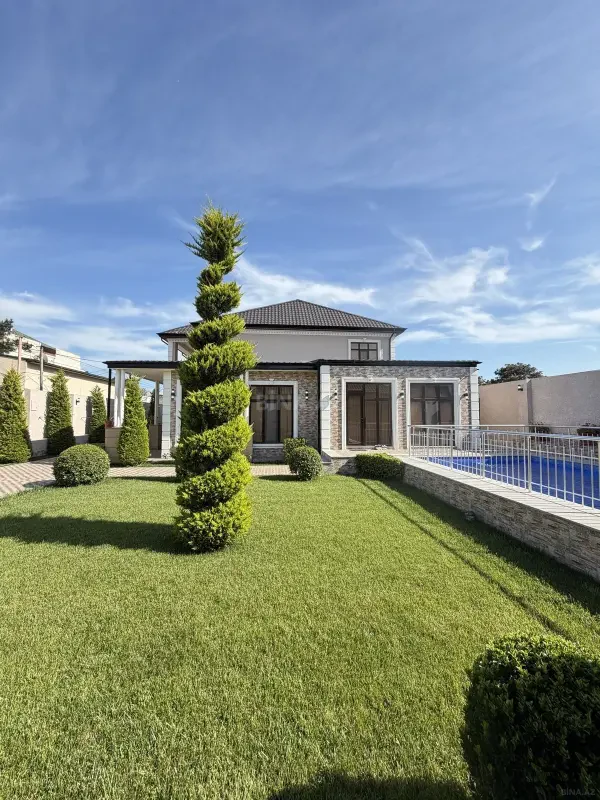 Satılır 6 otaqlı həyət evi 350 m²