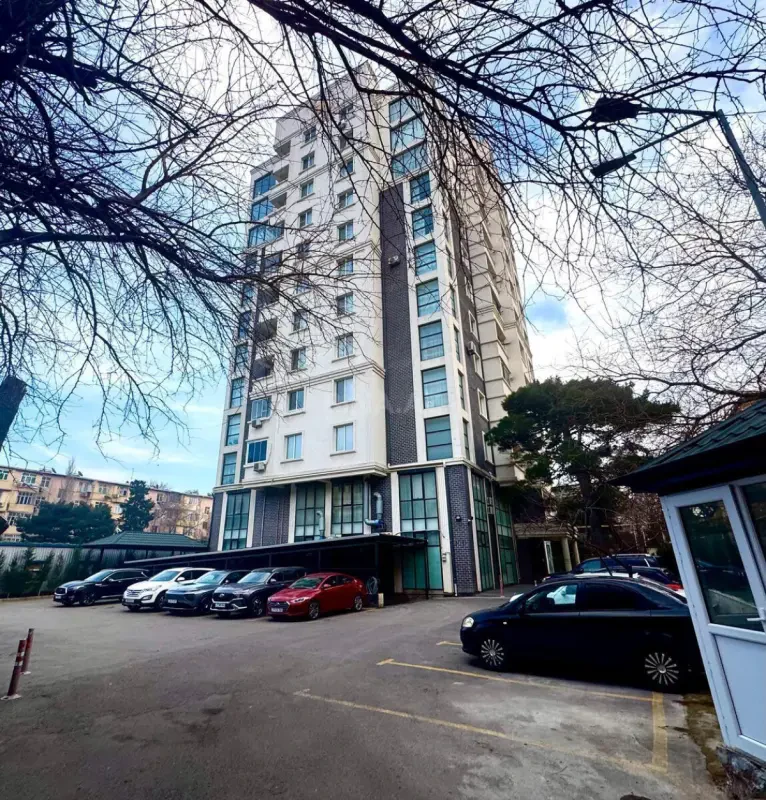 Satılır 2 otaqlı mənzil 95 m²