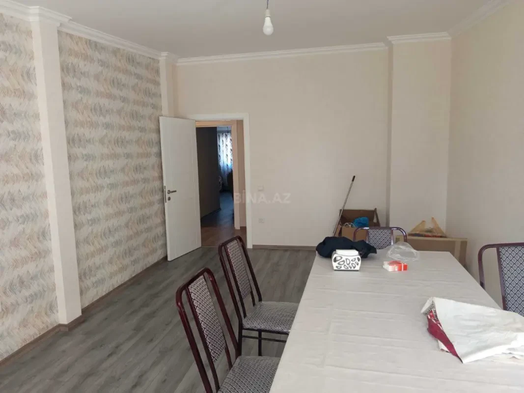 Kirayə verilir 3 otaqlı mənzil 92 m²