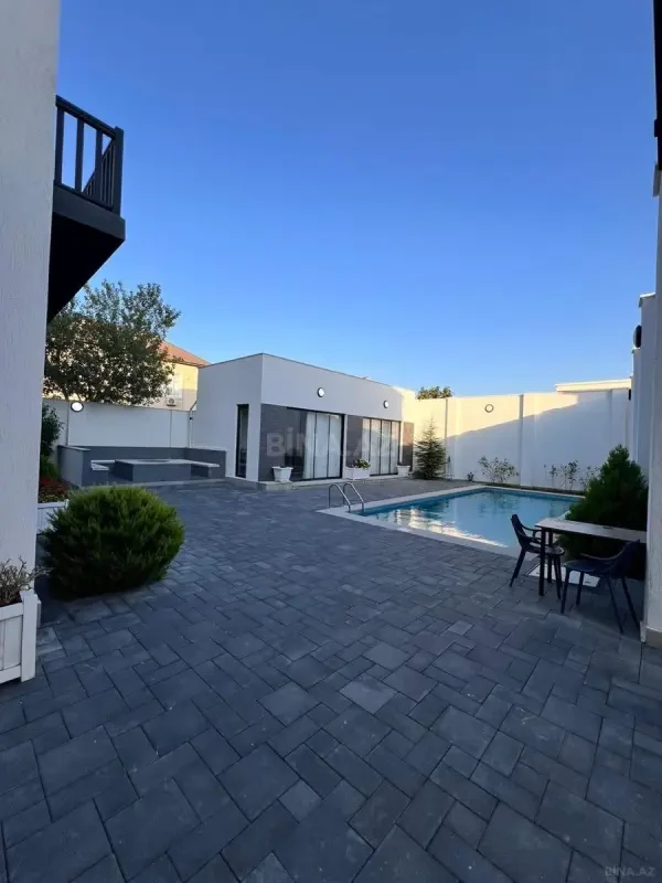 Kirayə verilir 4 otaqlı həyət evi 250 m²