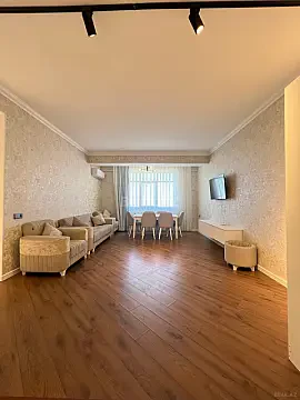 Kirayə verilir 3 otaqlı mənzil 135 m² — Bakı, Yasamal 3 otaq 135.00 m²