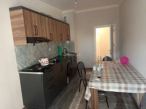 Kirayə verilir 3 otaqlı mənzil 92 m² — Bakı 3 otaq 92.00 m²