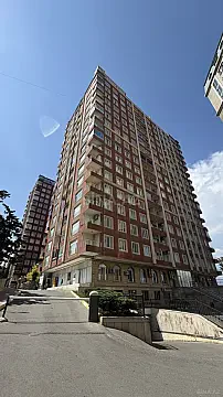 Satılır 2 otaqlı mənzil 63 m² — Bakı, Memar Əcəmi yanı 2 otaq 63.00 m²