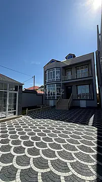 Satılır 7 otaqlı həyət evi 200 m² — Bakı 7 otaq 200.00 m²