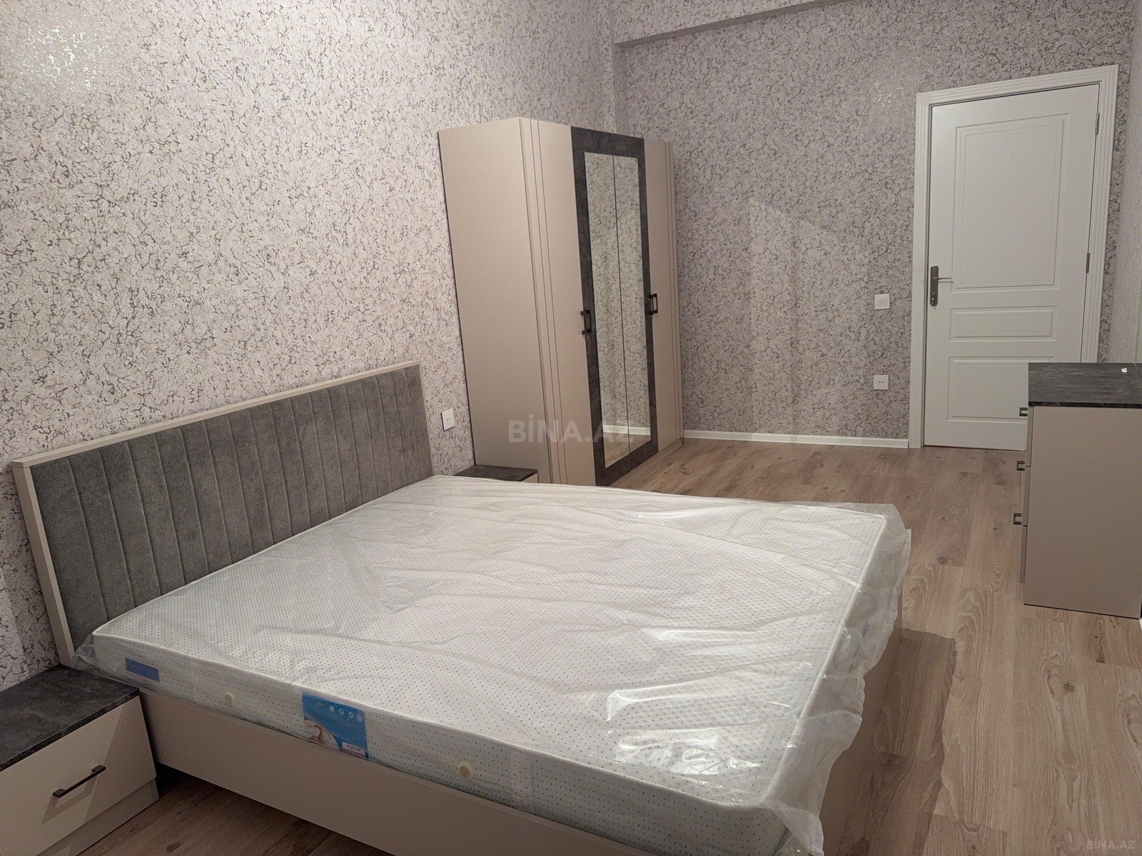 Kirayə verilir 2 otaqlı mənzil 64 m²