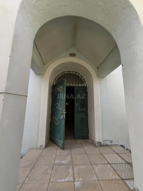 Satılır 4 otaqlı həyət evi 140 m²