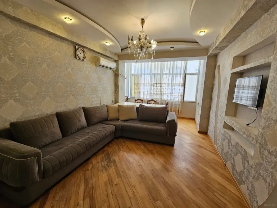 Kirayə verilir 2 otaqlı mənzil 60 m²