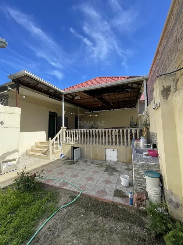 Satılır 4 otaqlı həyət evi 120 m²