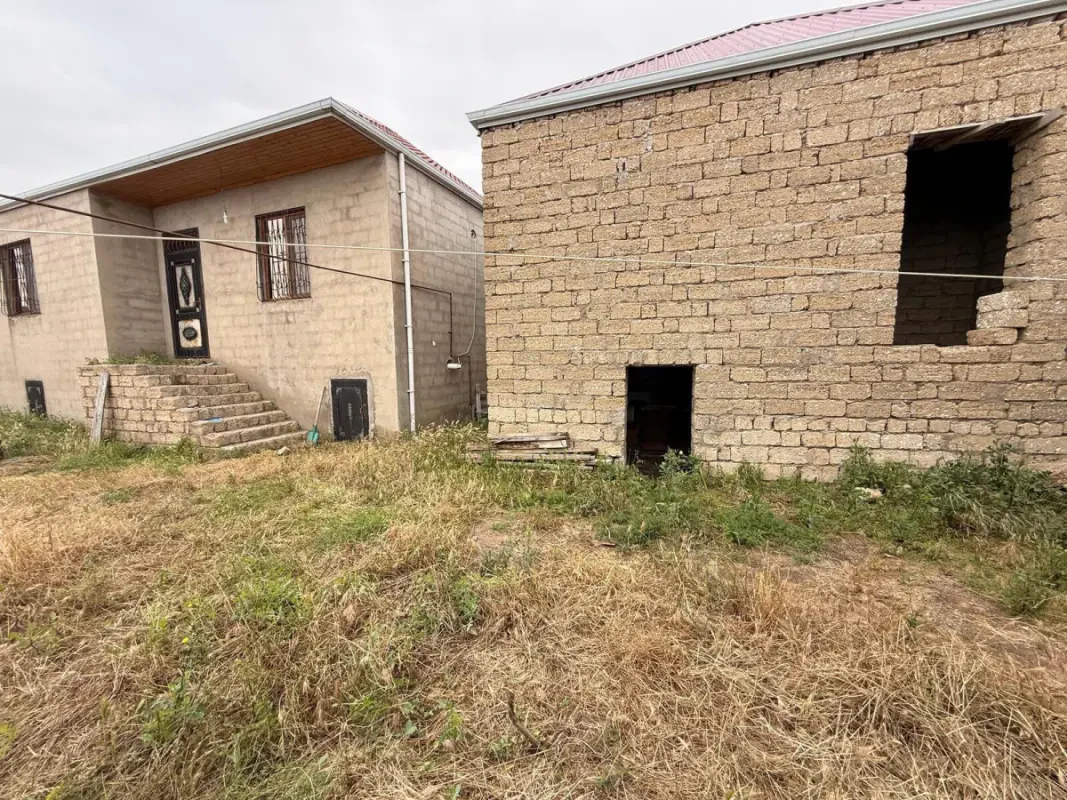 Satılır 3 otaqlı həyət evi 110 m²