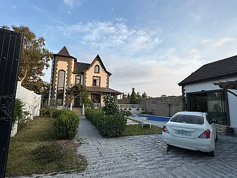 Kirayə verilir 4 otaqlı həyət evi 200 m² — Bakı, Xəzər 4 otaq 200.00 m²