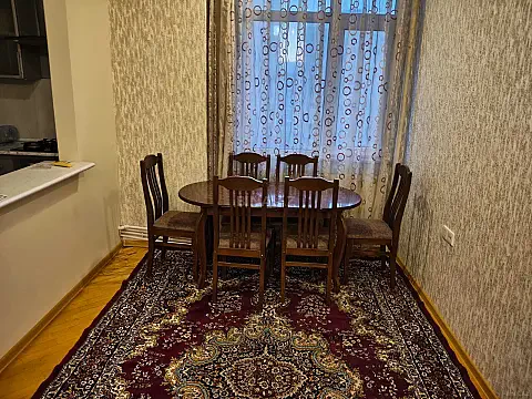 Kirayə verilir 3 otaqlı mənzil 80 m² — Bakı 3 otaq 80.00 m²