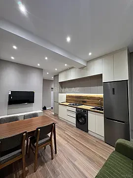 Kirayə verilir 2 otaqlı mənzil 60 m² — Bakı, İnşaatçılar 2 otaq 60.00 m²