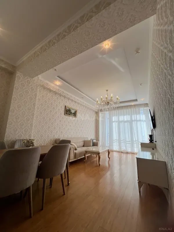 Kirayə verilir 3 otaqlı mənzil 110 m²