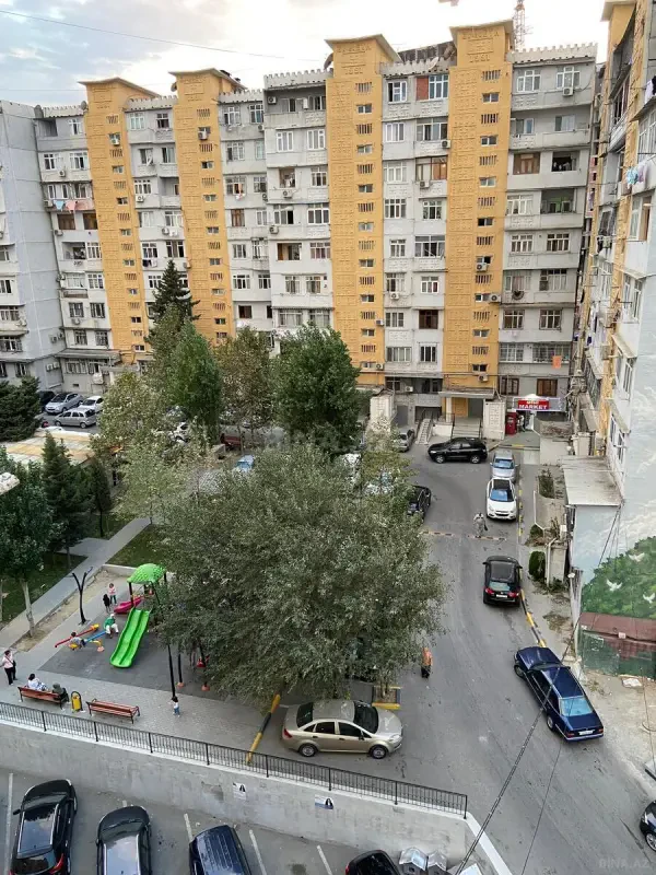 Satılır 2 otaqlı mənzil 65 m²