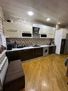 Satılır 2 otaqlı mənzil 75 m² — Bakı, İnşaatçılar 2 otaq 75.00 m²