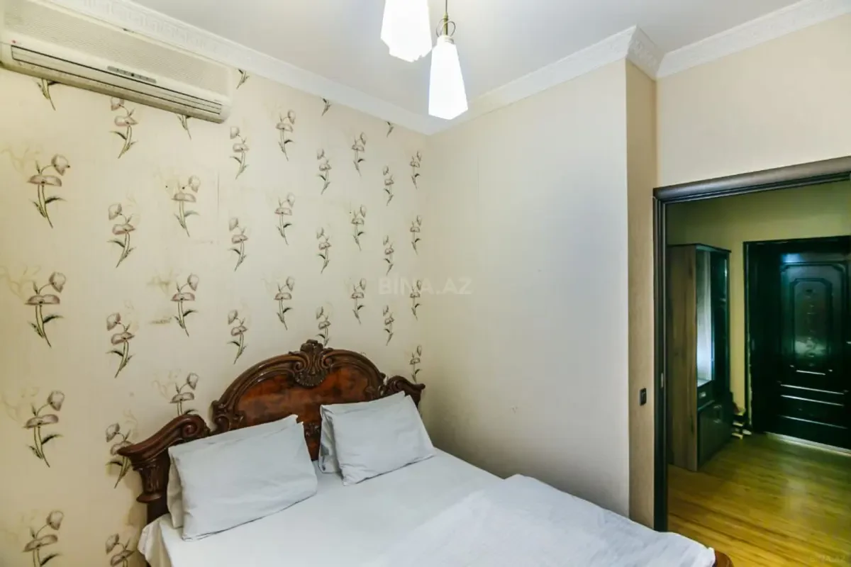 Kirayə verilir 3 otaqlı mənzil 120 m²
