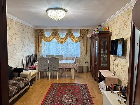 Satılır 3 otaqlı mənzil 70 m² — Bakı, Qaraçuxur 3 otaq 70.00 m²