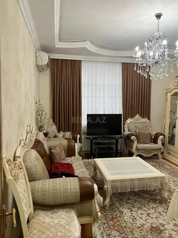 Satılır 3 otaqlı mənzil 116 m²