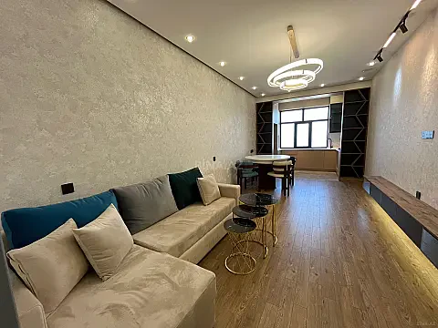 Satılır 2 otaqlı mənzil 77 m² — Bakı, Bayıl 2 otaq 77.00 m²